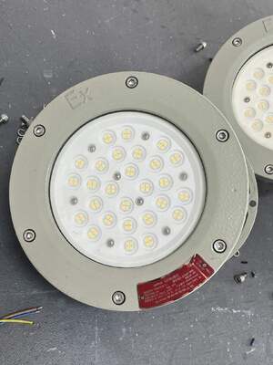 ATEX IECEx IP66 LED explosiebestendige lamp 100W 150W Warehouse High Bay Light AC 100-277V Gietgegooid aluminium 5 jaar garantie
