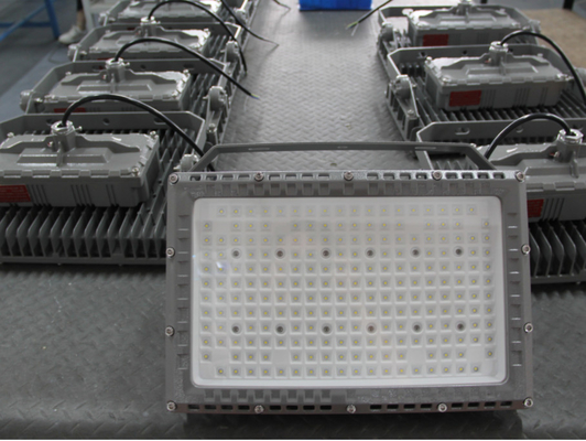 Hoog licht 50w 100w 150w 200w Buiten explosiebestendige waterdichte LED overstromingslicht met vijf jaar garantie