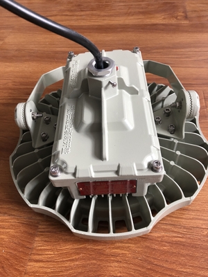 IP66 150 Watt explosiebestendige hooggolflampen met een efficiëntie van 135lm/w voor industriële en petrochemische gebieden