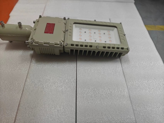 100W 200W LED explosiebestendige overstromingslichtlamp ATEX II 2G Veiligheid voor gaszone1/2