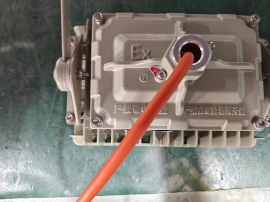 ATEX IECEx RoHS ISO9001 50W explosiebestendige LED-overstromingslicht voor gevaarlijke afvalinstallaties