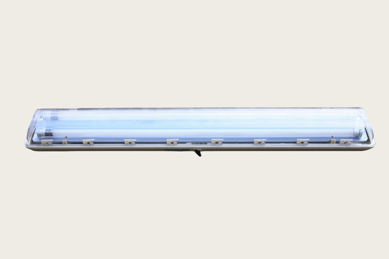 Explosiebestendige ATEX geheel kunststof ((GRP) fluorescerende armature Lamp WF2 IP66 voor Div 1 gevaarlijk gebied 36W