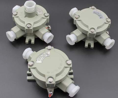 WF2 Explosieveilige lasdoos IP65 Gegoten aluminium met 2/3 kabelingangen – Horizontale montage