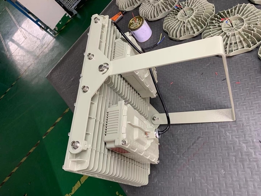 IP66 LED-voorlicht met WF2-aluminiumlegeringsvlamwerende CREE-lampkralen
