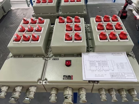 ATEX Explosiebestendige controlestation 220/380VAC Vlambestendige elektrische bedieningsdoos met meerdere draadgroottes G1/2" tot G2