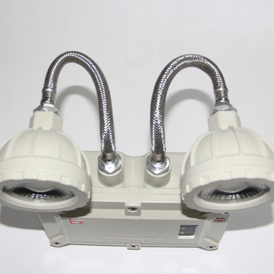 Aanpasbaar spanningsontploffingsbestendige LED-overstromingslicht CRI Ra≥80 AC90-380V met beugelmontage