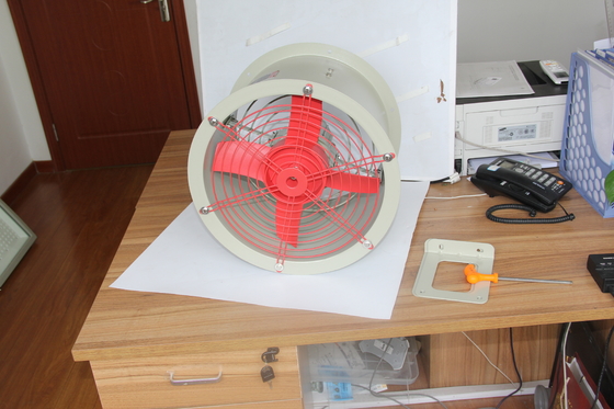 ATEX gecertificeerde explosiebestendige asventilator. Energiebesparende industriële ventilatie voor olie, gas, chemische zones.