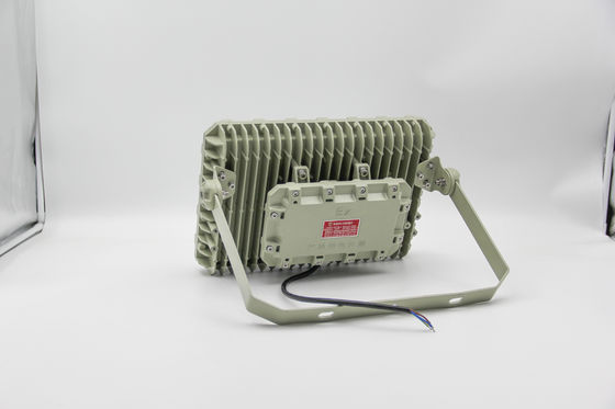 Explosiebestendige LED-voorlichten. Vlamvast, waterdicht, energiezuinig. Voor gevaarlijke omgevingen.