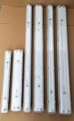 ATEX/IECEx/CNEX Explosiebestendige lineaire LED-licht    Industrial Grade Lighting for Hazardous Locations, Energie-efficiënt, IP66, Custom Power & Color Temperature Options