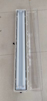 Duurzame 0,6 m/1,2 m ATEX/IECEx/CNEX explosieveilige lineaire LED-verlichting, industriële kwaliteit IP66 verlichting voor gevaarlijke omgevingen, olie- en gasinstallaties, chemische fabrieken, mijnbouw, maritieme faciliteiten. Energiezuinig ontwerp vermindert