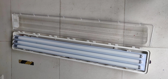 ATEX/IECEx/CNEX Explosiebestendige lineaire LED-licht    Industrial Grade Lighting for Hazardous Locations, Energie-efficiënt, IP66, Custom Power & Color Temperature Options
