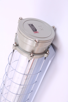 Voor natte omgevingen Zone 21 en 22 Corrosiebestendig Ex Db Eb IIC T6 Gb, Ex Tb IIIC T80°C Db Duurzaam ATEX Explosiebestendige LED-lineaire lichtstichting 100lm/w IP66