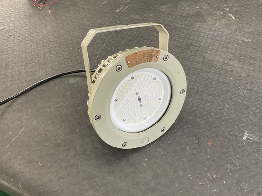 Industrieel ontploffingsbestendige LED High Bay Light IP66 Waterdicht 100W-200W met ATEX CNEX-certificering voor gevaarlijke zones 1 en 2