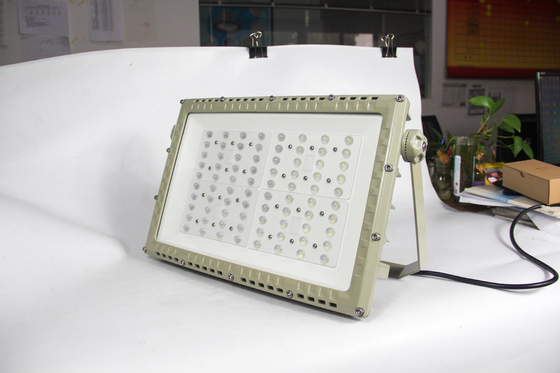 Explosieveilige LED-wegverlichting 250W | ATEX CNEX gecertificeerd voor Zone 1 Zone 2 gevaarlijke toepassingen