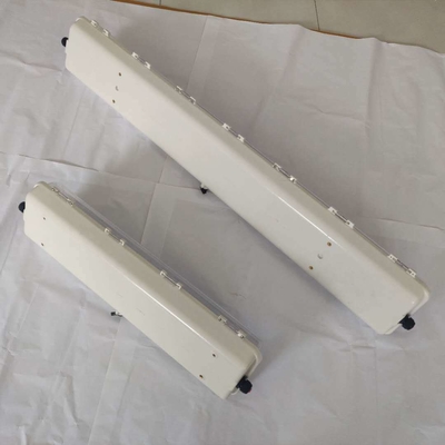 Duurzaam BYS-serie explosiebestendige lineaire lamp met drievoudig certificaat ¢ ATEX/IECEx/CNEX goedgekeurde LED-armature voor gevaarlijke gebieden, IP66-gegradeerd, 5-jarige garantie, aanpasbare wattage en grootte