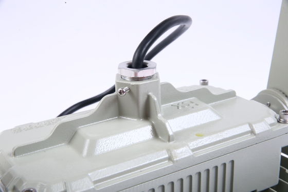 Hoog licht 50w 100w 150w 200w Buiten explosiebestendige waterdichte LED overstromingslicht met vijf jaar garantie