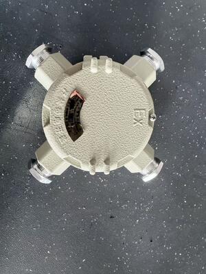 IP66 gegoten aluminium waterdicht 220V/380VAC 1-5Way explosiebestendige verbindingsbak voor gevaarlijk gebied in de magazijnindustrie