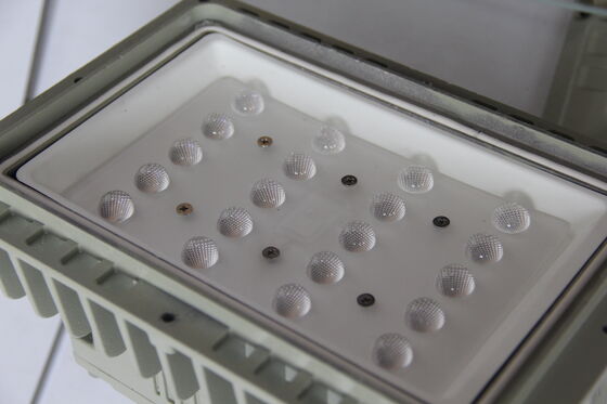 ATEX IECEx Zone 1 & 2 Goedgekeurde 50-240W LED Floodarmatuur voor Gevaarlijke Locaties, IP66, 140lm/W, 5 Jaar Garantie